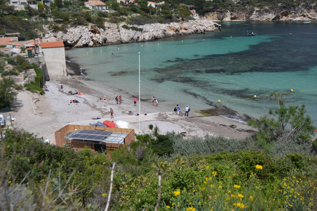 Poste de secours Calanque de Sormiou: site isolé